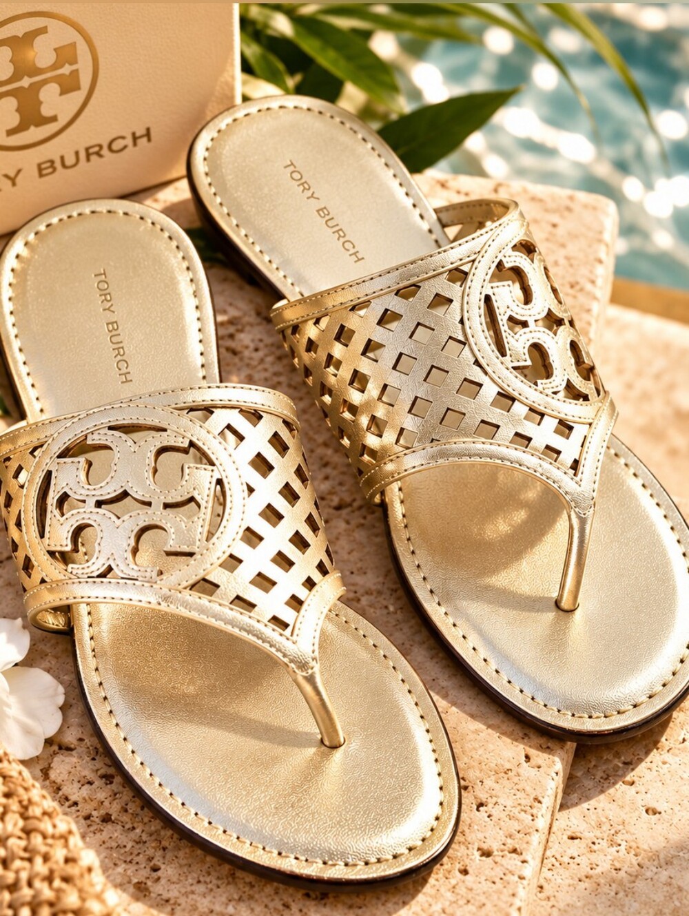 Tory Burch Thatched Perf Thong Sandals Spark Gold Leather Size 9M
